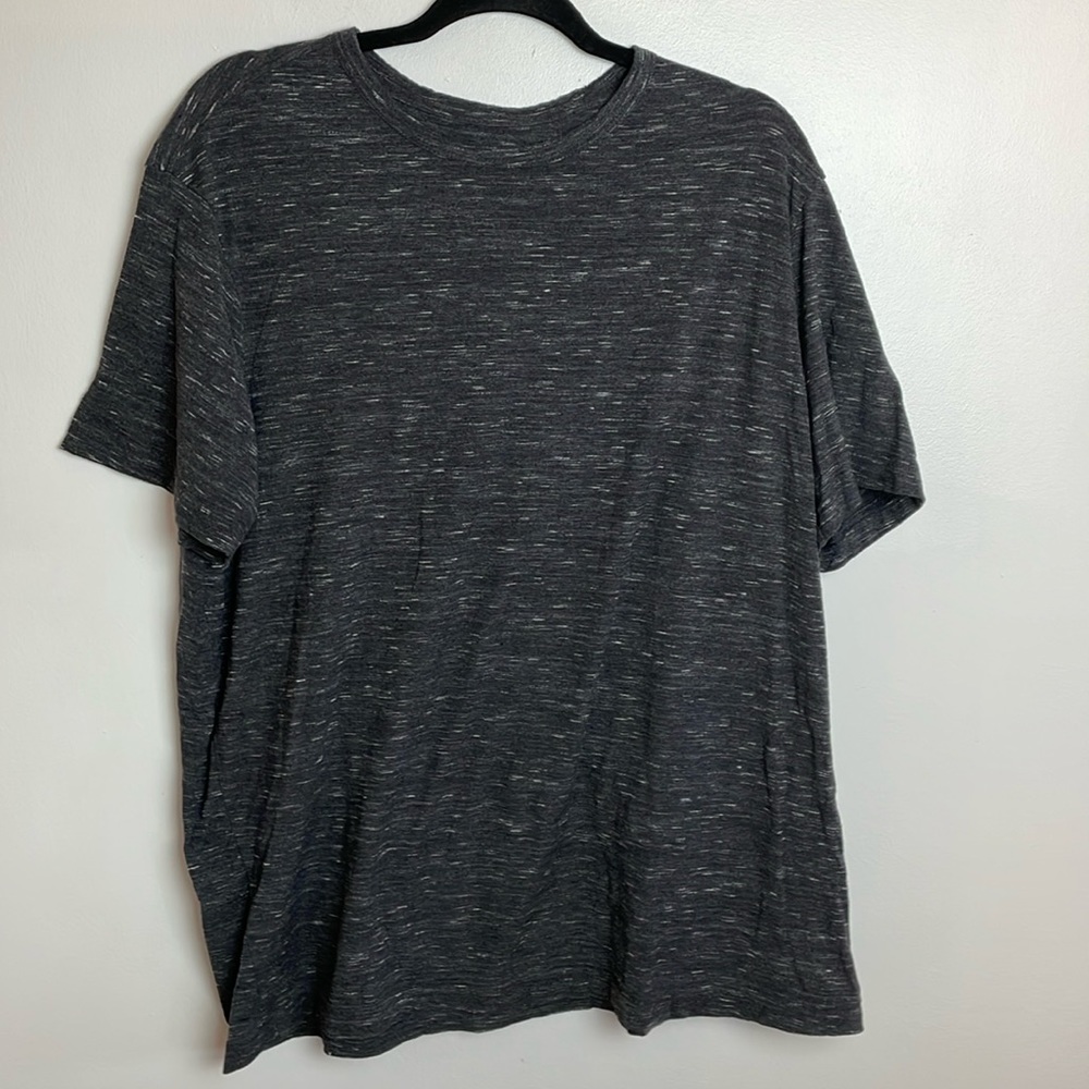 Lee Men’s T-Shirt Size 2XL Color Black/White